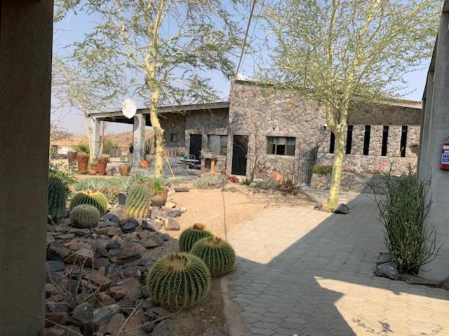 3 Aloes Guesthouse Uis Экстерьер фото